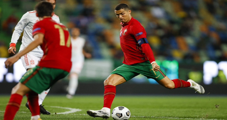 昭通队vs临沧队直播_实时高清昭通队vs临沧队直播_无插件高清昭通队vs临沧队直播-24直播